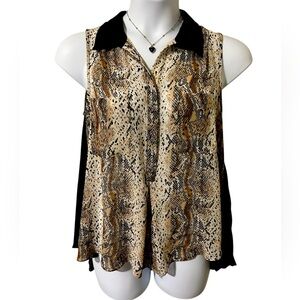 BCBG MaxAzria Sleeveless Snake Print Blouse Pleated Back Contrast Collar Medium
